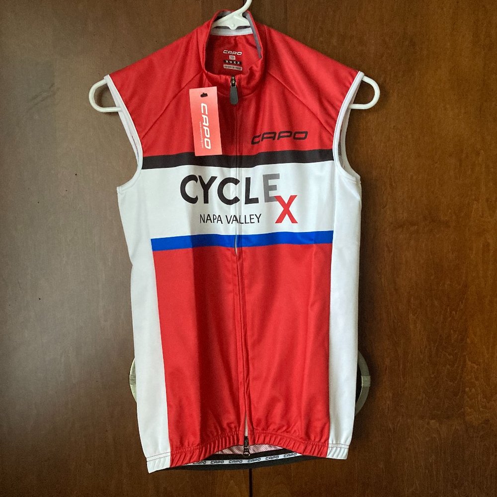 NWT sleeveless bicycle jersey
